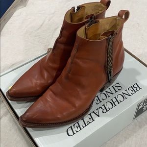 Frye Sacha Moro Shortie bootie